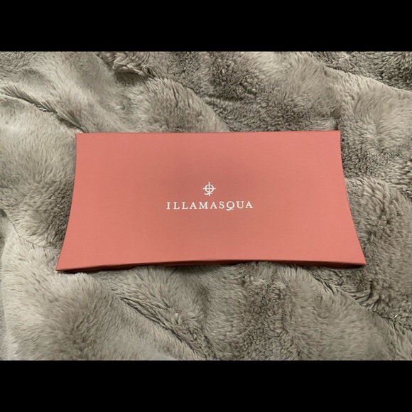 ILLAMASQUA EYESHADOW PALLETTE - Picture 2 of 2